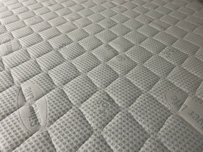 SILVER Mattress Cover – a durable cover with silver ions